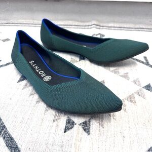 Rothy’s 11 The Point hunter green ballet flats
